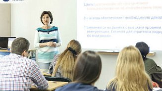 Опрос: Как люди приходят к своей профессии